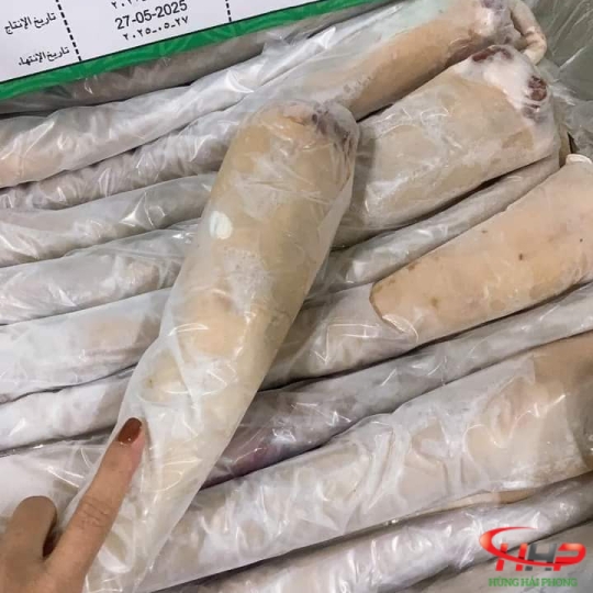 Canh Đuôi Trâu Hầm 